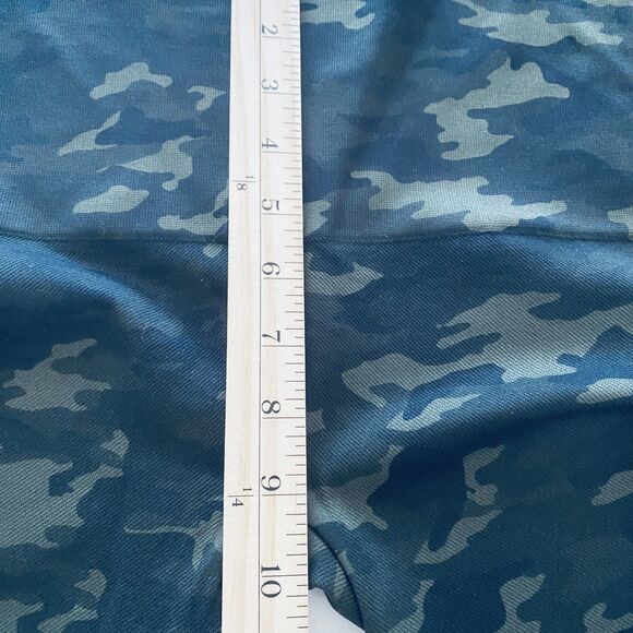 SPANX Look at Me Now Green Seamless Core and Tummy Control Camo Leggings Sz M - Picture 7 of 10